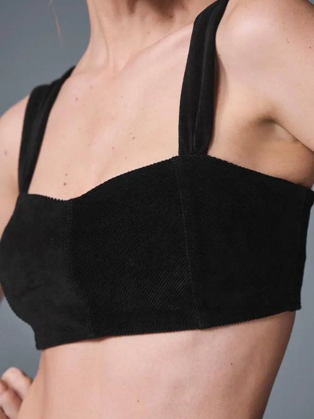 Alo | Yoga Micro Corduroy Winter Break Bra, Sports Bra, Black, size Small